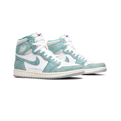 Air-Jordan-1-Retro-High-OG-'Turbo-Green'-(2019)-front-side