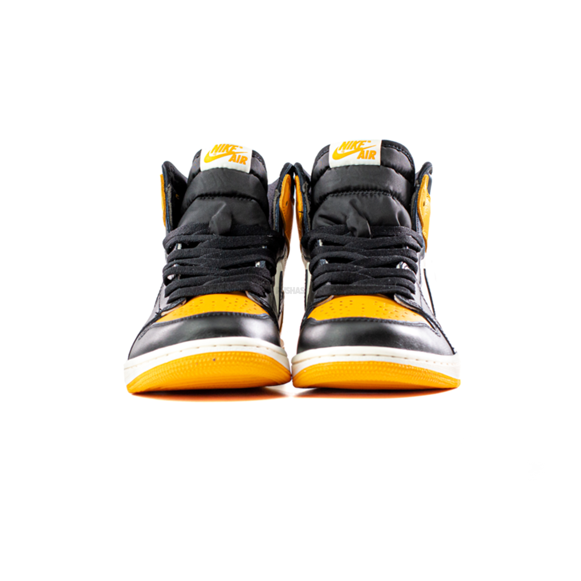 Air-Jordan-1-Yellow-Toe-Taxi-2022