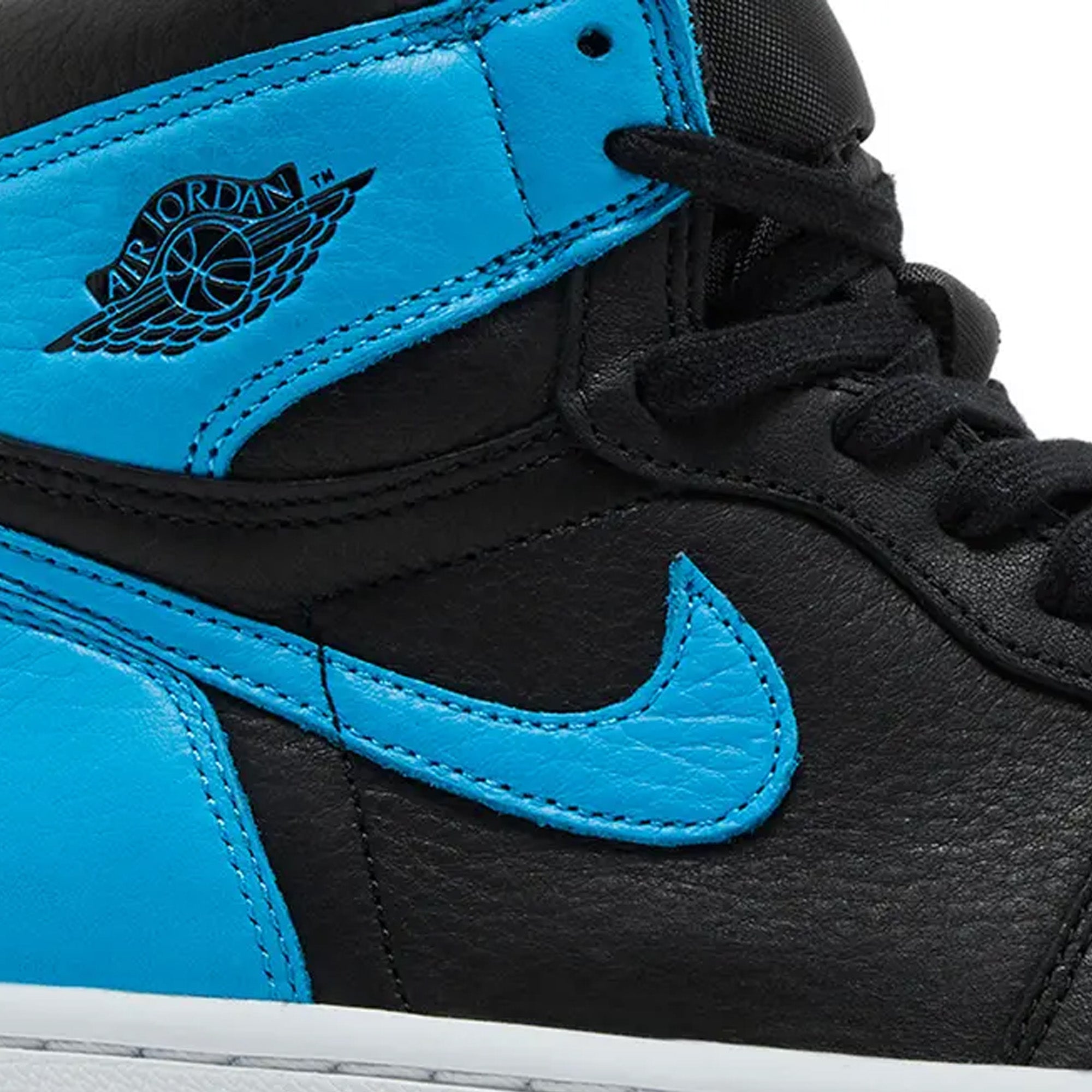 Air-Jordan-1-'Chicago-To-UNC'-W-side-close-up