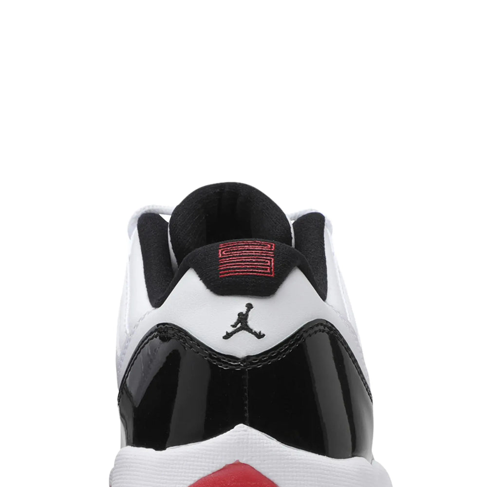 air_jordan_11_low_concord_bred_5