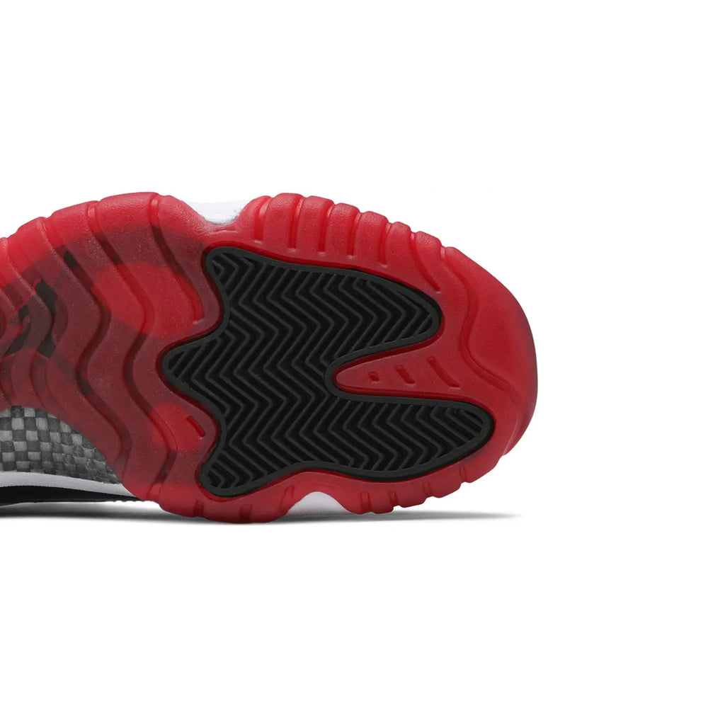 air_jordan_11_low_concord_bred_8