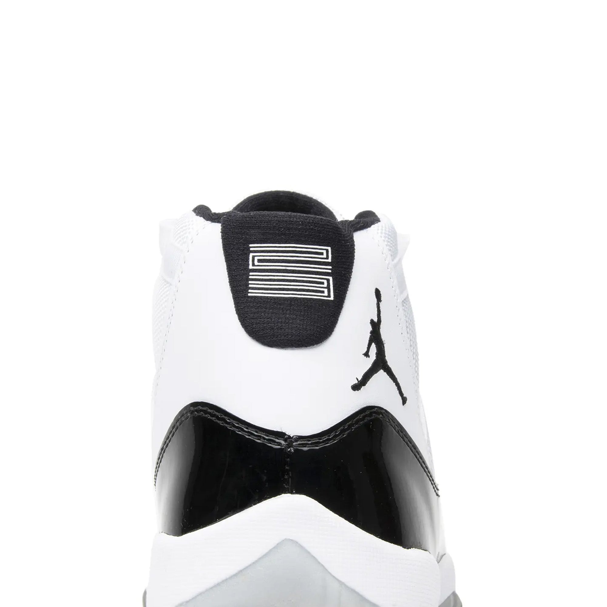 Air-Jordan-11-Retro-_Concord_-_2011_-back-close-up