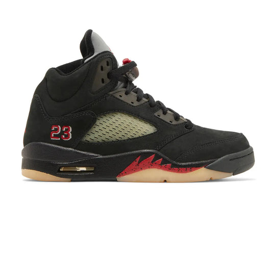 air_jordan_5_retro_gore_tex_off_noir_womens_2022_1