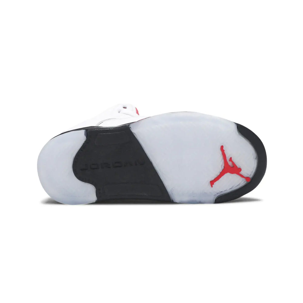 Air-Jordan-5-‘Fire-Red’-PS-4