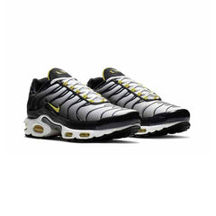 Air-Max-Plus-TN-'Bumble-Bee'-front-side