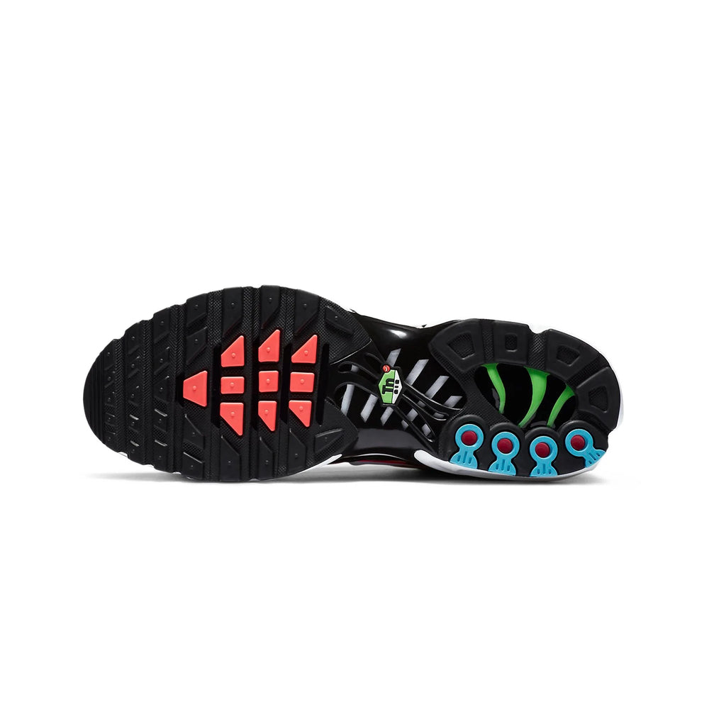 air_max_tn_plus_worldwide_pack_crimson_green_2020_6