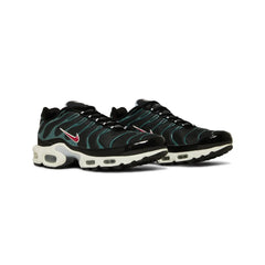 Air-Max-TN-Plus-'Black-Teal'-(2021)-front-side