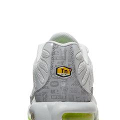 Air-Max-TN-Plus-'Reflective-Logo'-back-close-up