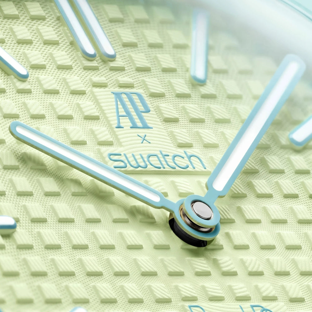 audemars_piguet_x_swatch_royal_pop_blaue_acht_6
