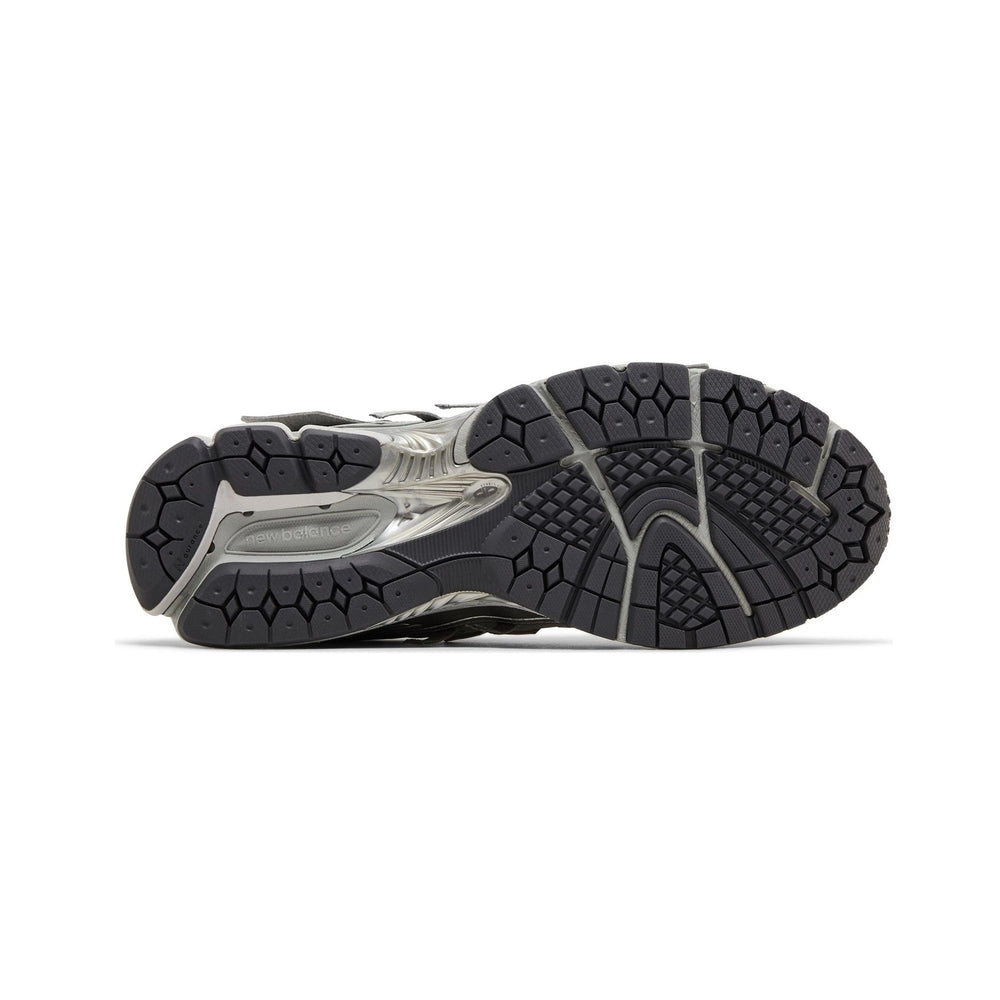 new_balance_1906a_grey_silver_metallic_2024_4