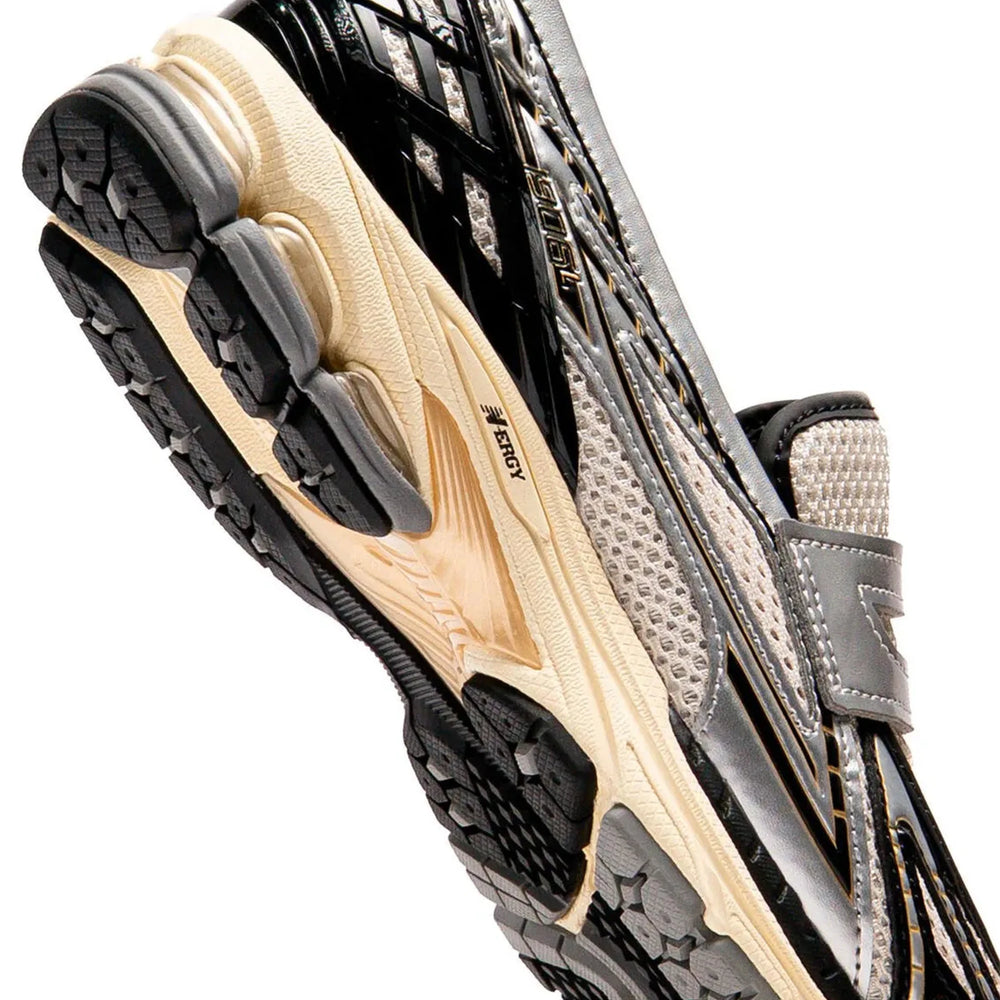 new_balance_1906l_silver_metallic_cream_2025_8