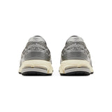 New-Balance-1906L-‘Metallic-Silver’-(2024)-4