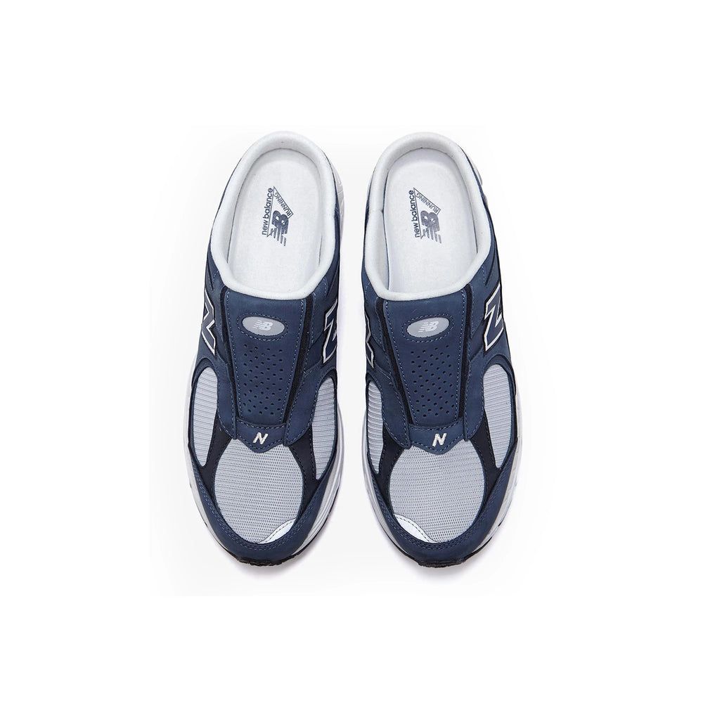 new_balance_2002r_dark_navy_black_2024_5