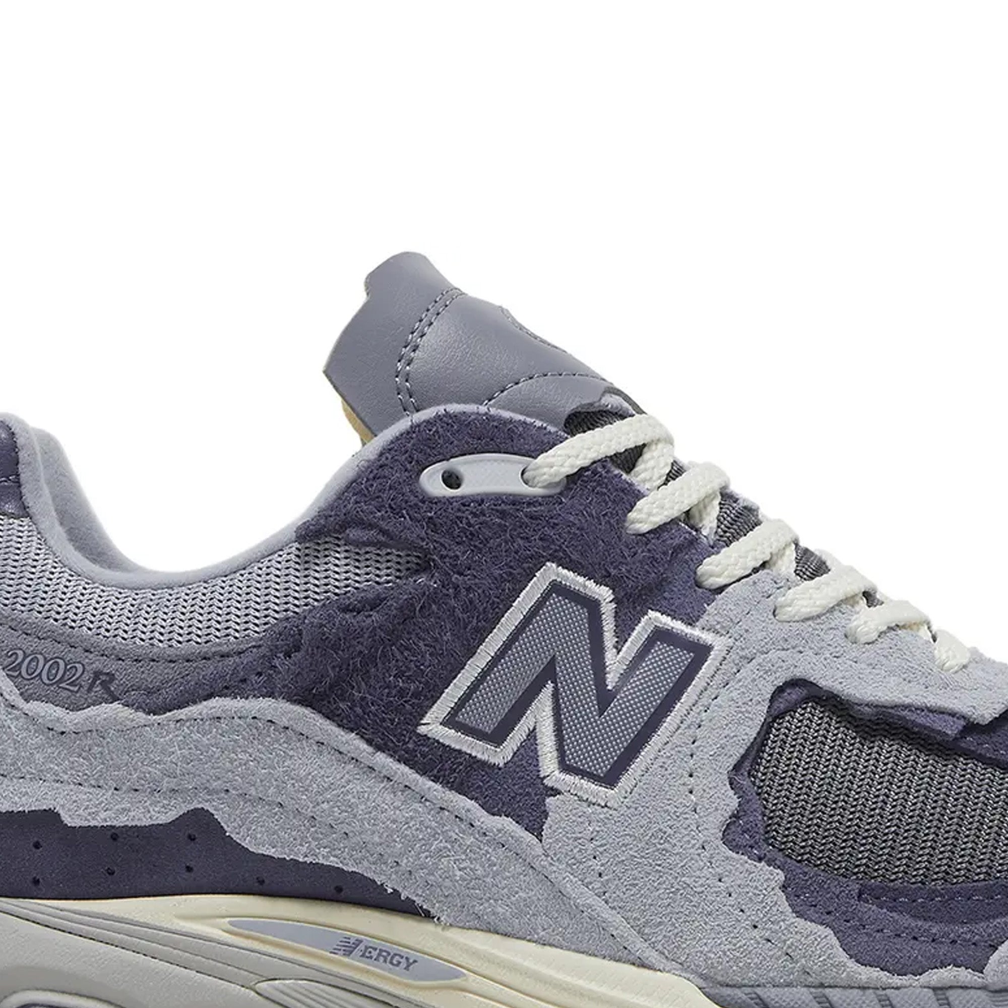 New-Balance-2002R-Protection-Pack-‘Light-Arctic-Grey-Purple’-(2022)-side-close-up