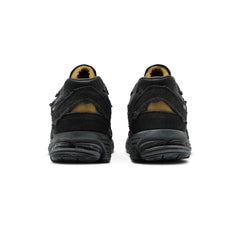 New-Balance-2002R-Protection-Pack-'Phantom'-(2021)-back