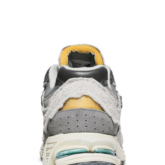 New-Balance-2002R-Protection-Pack-‘Rain-Cloud’-(2021)-back-close-up