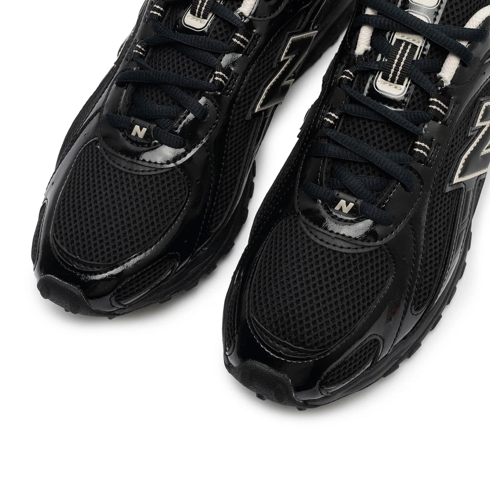 new_balance_204l_black_timberwolf_2025_8