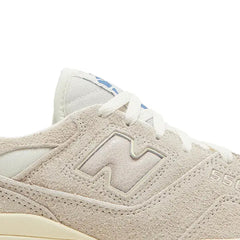 New-Balance-550-‘Aime-Leon-Dore-Grey-Suede’-(2022)-side-close-up