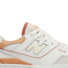 New-Balance-550-‘Au-Lait’-W-(2022)-side-close-up