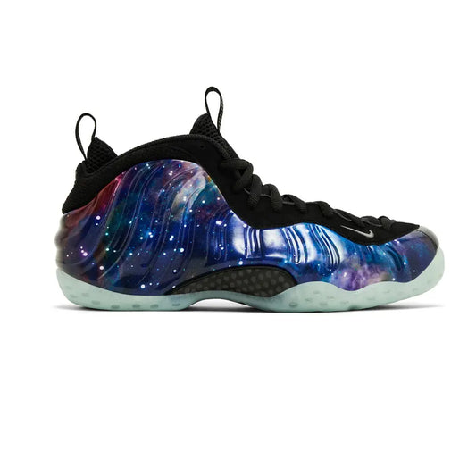 Nike-Air-Foamposite-One-‘Galaxy’-(2025)-side