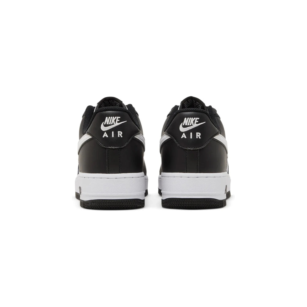 nike_air_force_1_low_07_white_swoosh_panda_2023_4