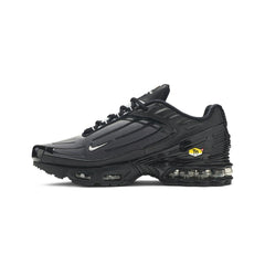 nike_air_max_plus_3_black_wolf_grey_2019_3