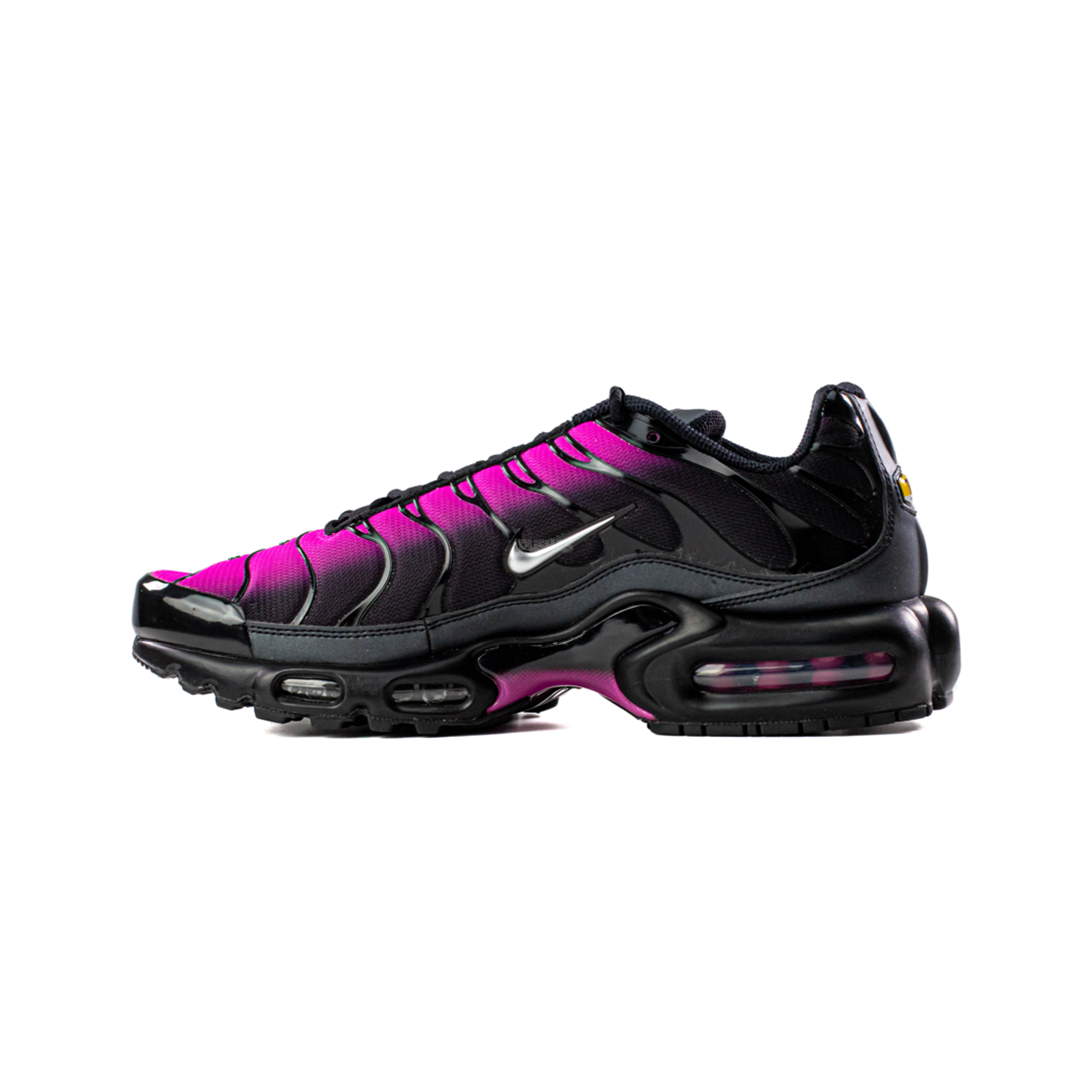 Nike-Air-Max-Plus-Black-Pink-2023