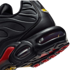 Nike-Air-Max-Plus-Premium-‘Bred’-(2024)-heel-close-up