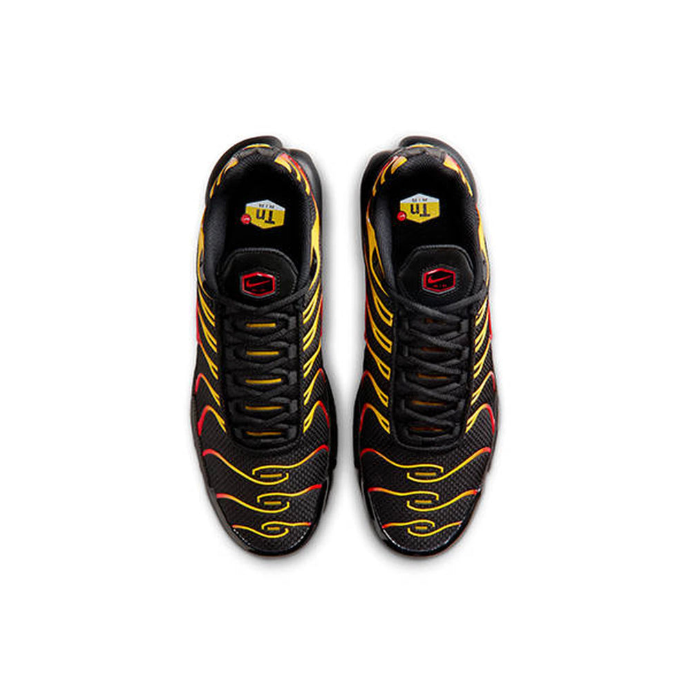 nike_air_max_plus_tn_black_university_gold_red_2026_5