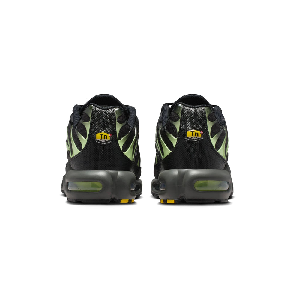 nike_air_max_plus_tn_iron_gray_light_liquid_lime_black_2021_4