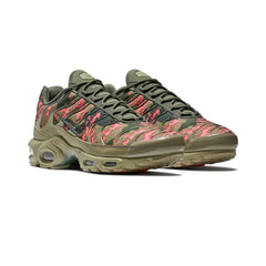 Nike-Air-Max-Plus-TN-'Digi-Camo-Olive'-(2018)-front-side