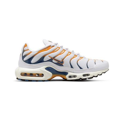 Nike-Air-Max-TN-Plus-Hiking-Carabiner-White-Kumquat-Marina-2022