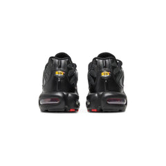 Nike-Air-Max-TN-Plus-Metal-Mesh-Black-Red-2021-4
