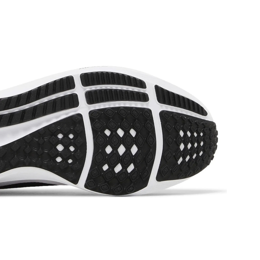 nike_air_zoom_pegasus_40_black_white_2023_7
