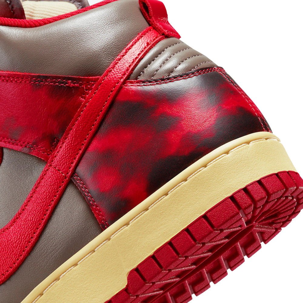 nike_dunk_high_1985_red_acid_wash_2021_7
