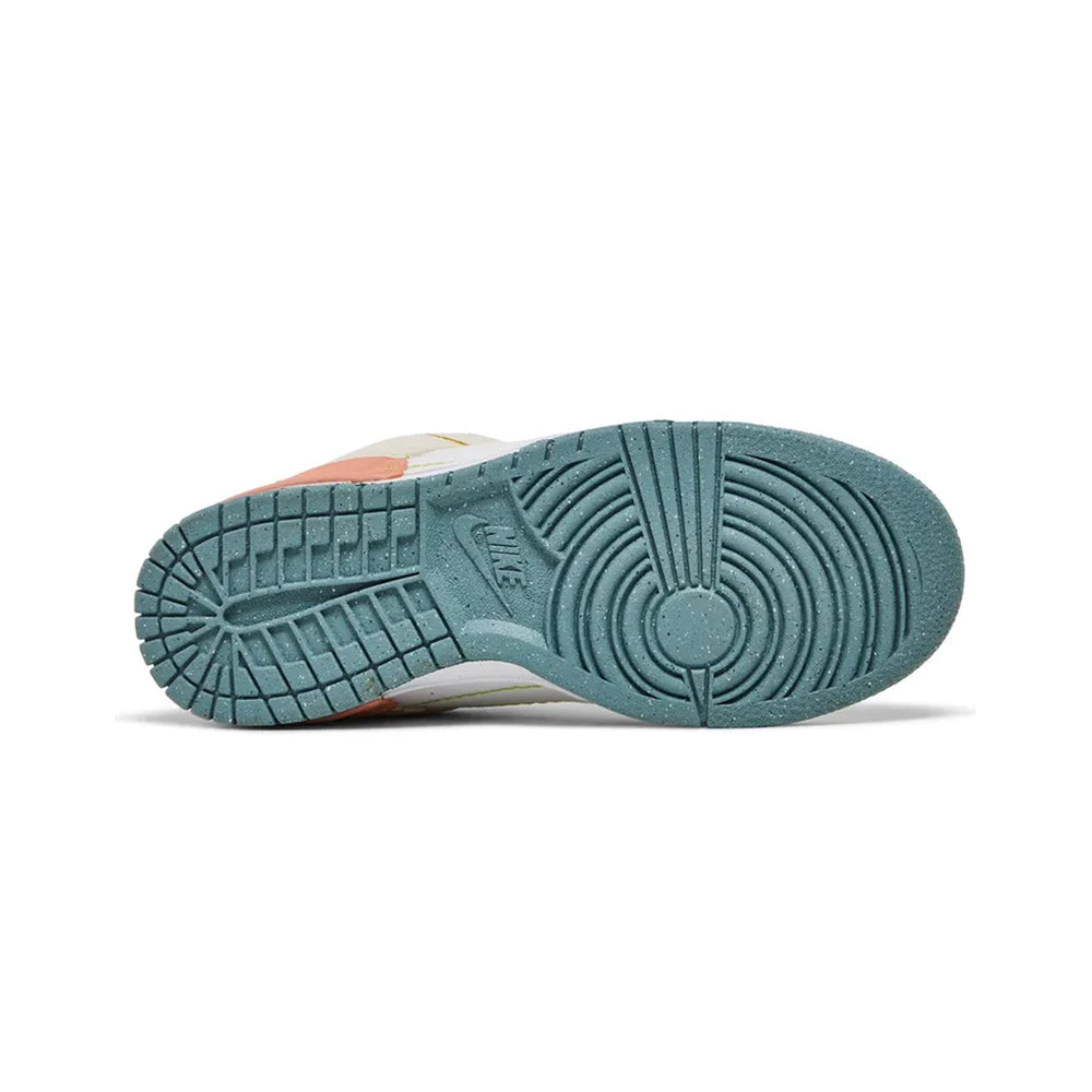 Nike-Dunk-Low-Disrupt-2-Easter-Pastel-W-2022-5