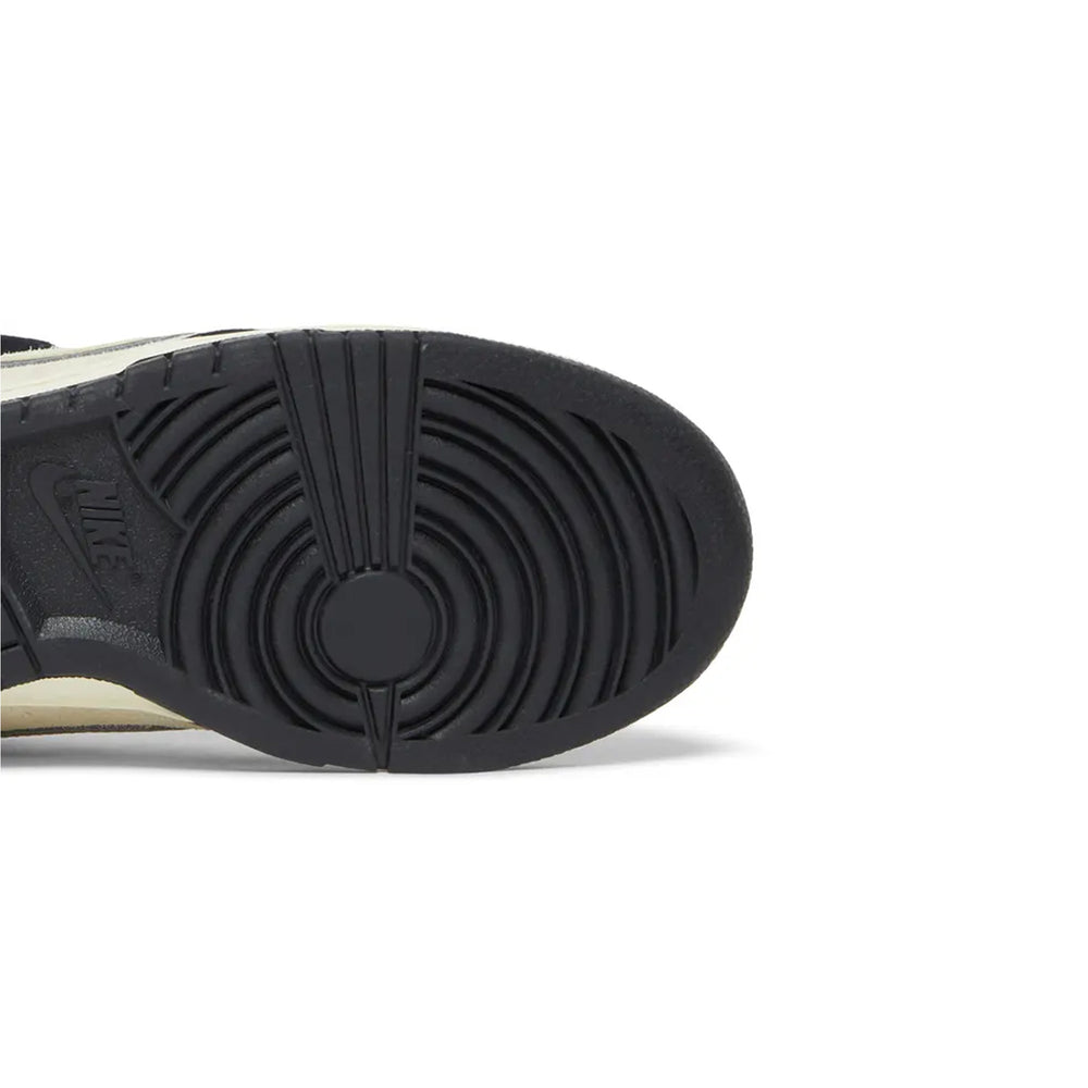 Nike-Dunk-Low-LX-Black-Team-Gold-Women’s-2022-8
