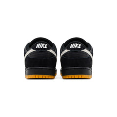 Nike-Dunk-Low-Pro-SB-‘Black-White-Gum’-(2025)-back