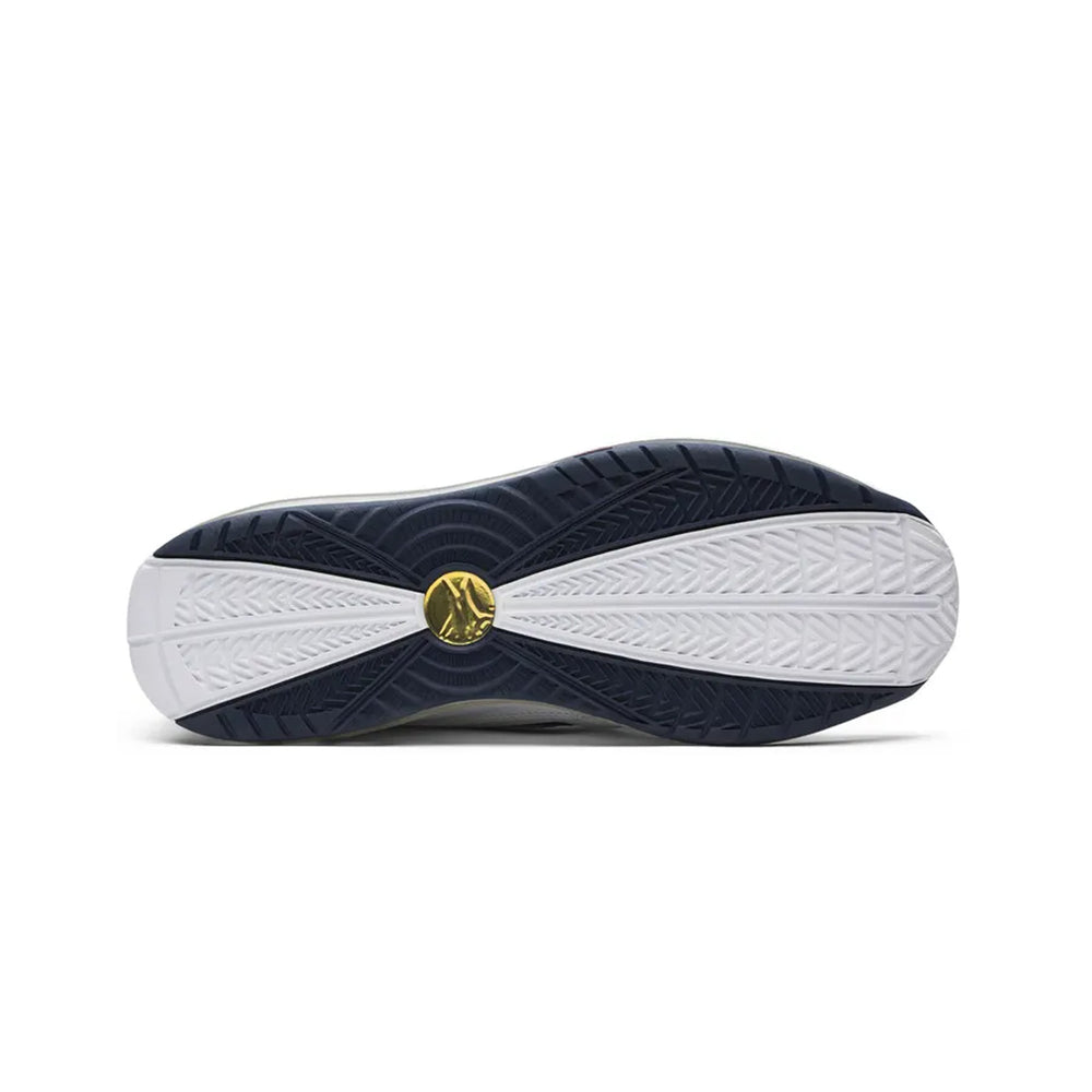 Nike-LeBron-7-‘White-Midnight-Navy’-(2009)-5