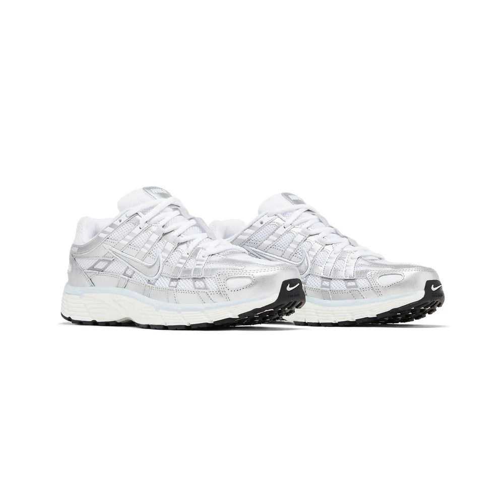 nike_p_6000_white_blue_tint_sail_metallic_silver_womens_2025_2