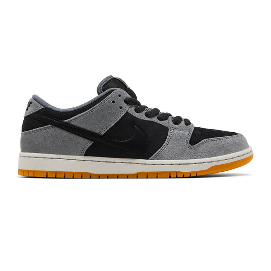 Nike-SB-Dunk-Low-‘Dark-Smoke-Grey’-(2024)-side