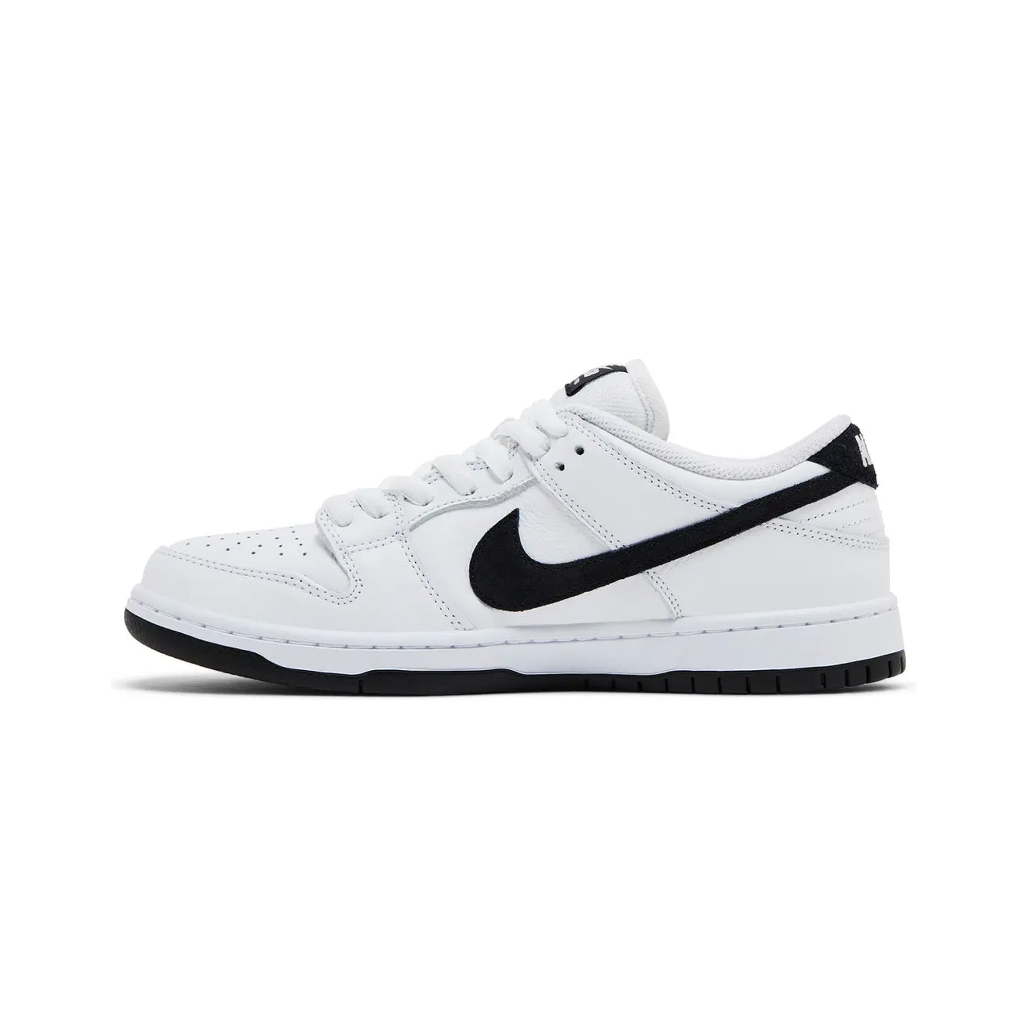 Nike-SB-Dunk-Low-‘White-Black’-(2025)-side-2