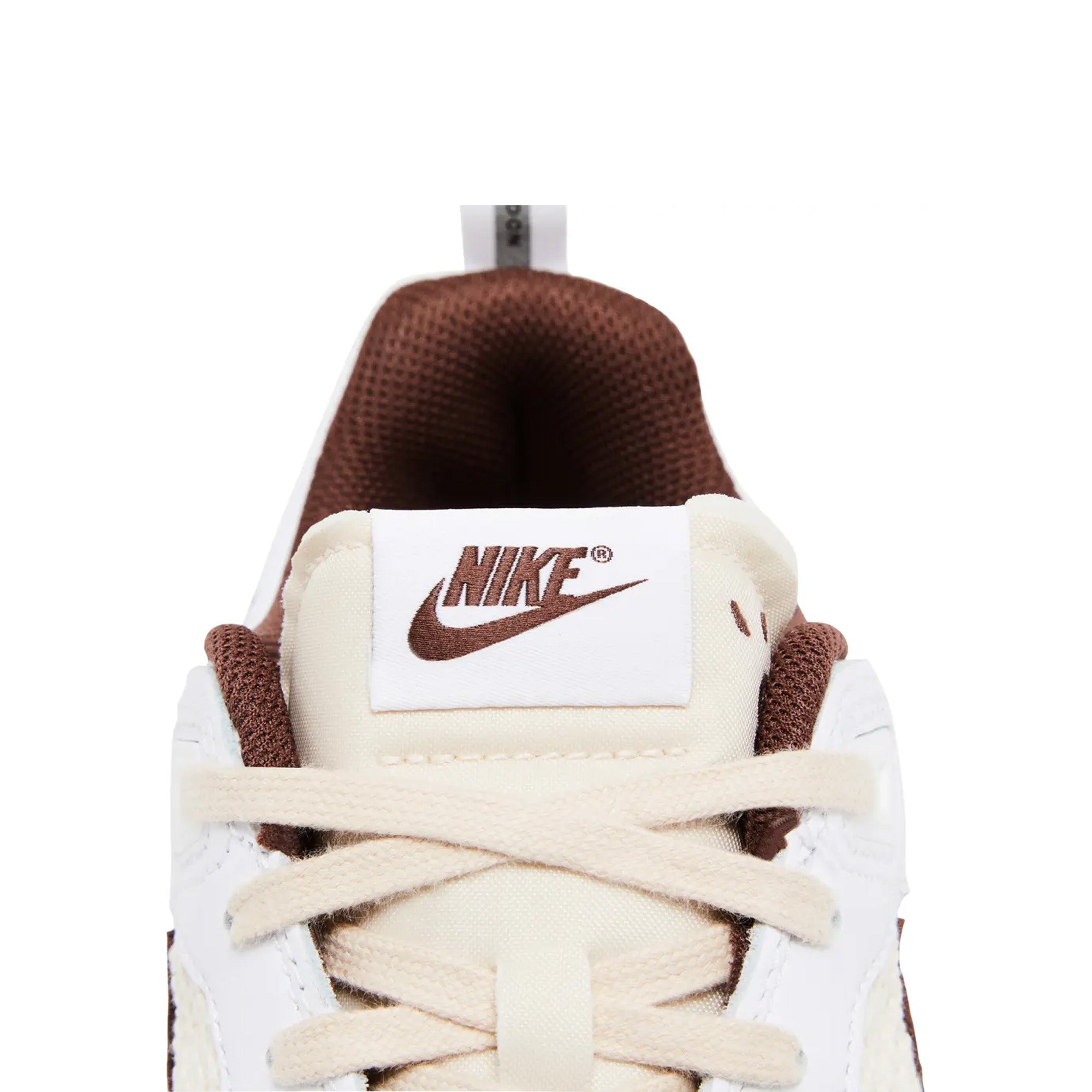 Nike-Zoom-Field-Jaxx-Travis-Scott-'Light-Chocolate'(2025)-tongue-close-up