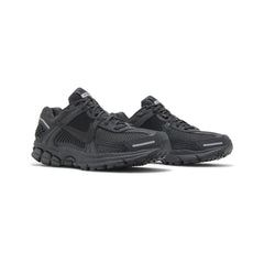 Nike-Zoom-Vomero-5-‘Anthracite’-(2023)-front-side