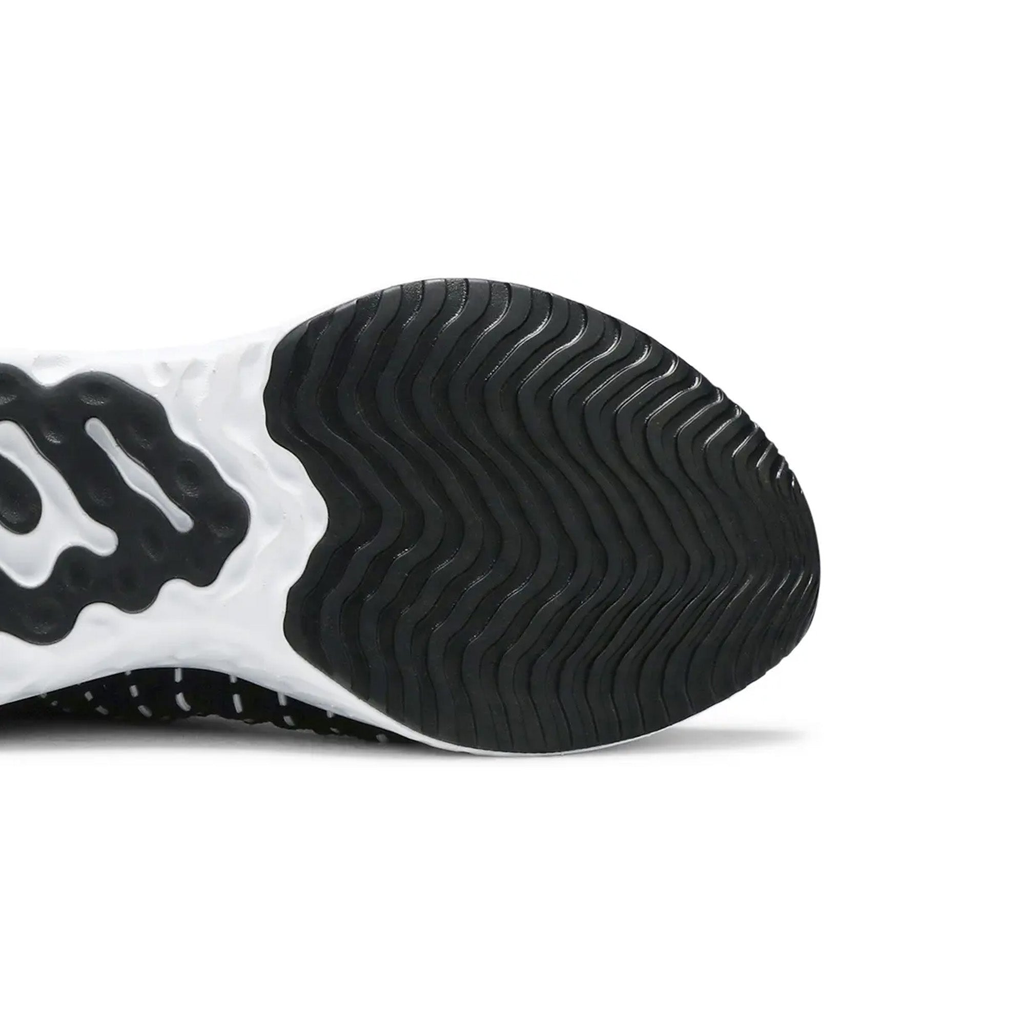 React-Phantom-Run-Flyknit-2-'Oreo'-W-(2020)-sole-close-up